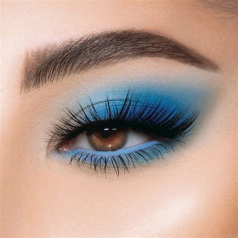 blue eyeshadow colors.